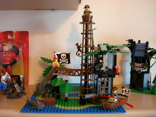 lego pirate island